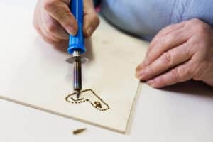 Woodburning Pen Guide: 9 Essential Insights for Beginners